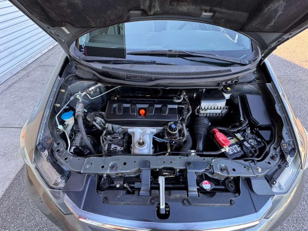 2012 Honda Civic LX - Imagen 6